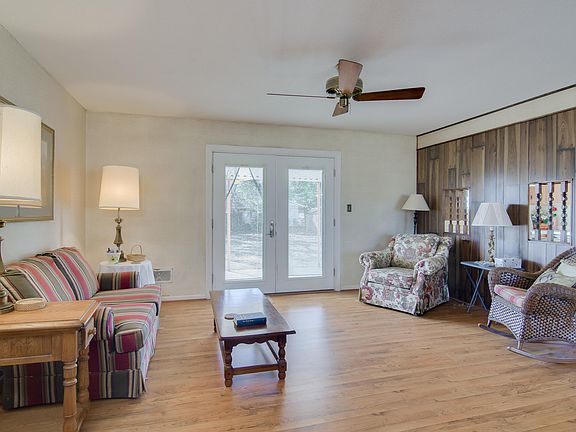 4th image of 237 Maywood Drive