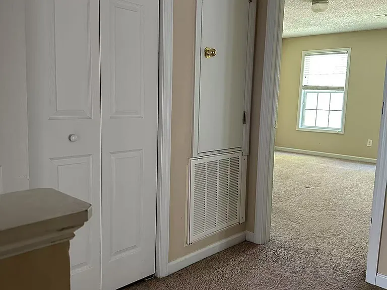 148 Milford Dr — Photo 17