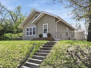 127 Palmer Ave, Council Bluffs, IA 51503