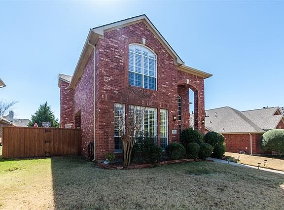 2nd image of 3012 Golden Gate Dr