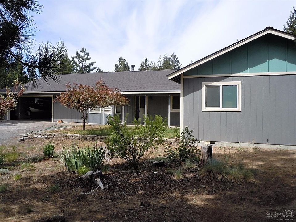 1st image of 15958 Livewood Ct