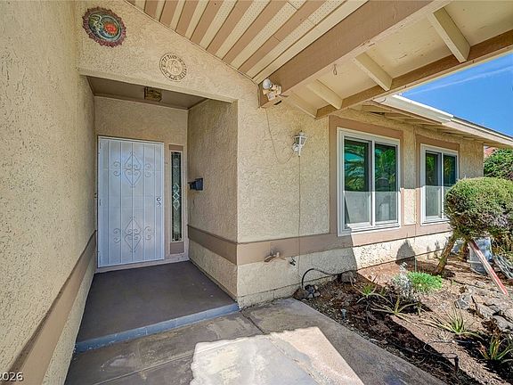 3rd image of 1441 Rawhide Rd