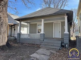 216 SE Lake St, Topeka, KS 66607