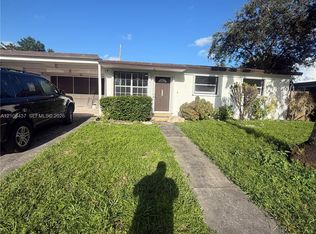 Lake Forest Sec 4, West Park, FL 33023