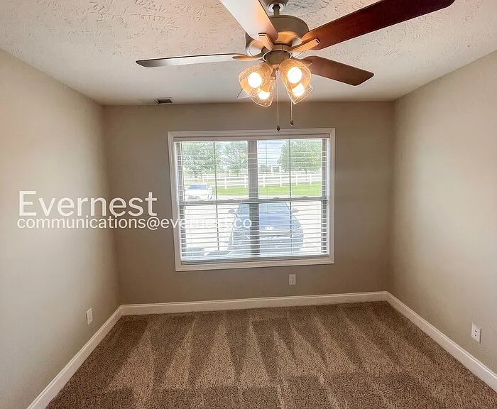 1000 Henry Place Blvd #105 — Photo 15