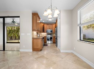 6800 Hunters Rd #B, Naples, FL 34109