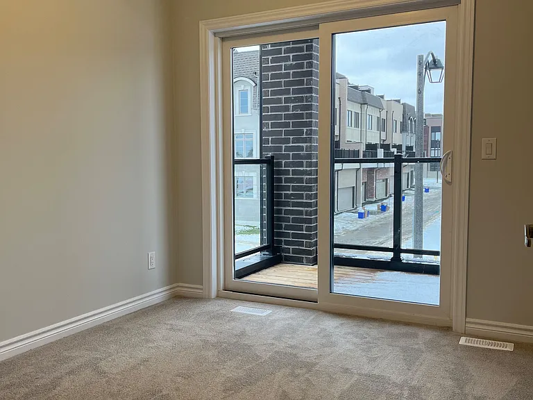 34 Freeman Williams St — Photo 11