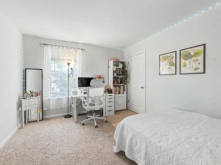 49 Fairhill Ave — Photo 13