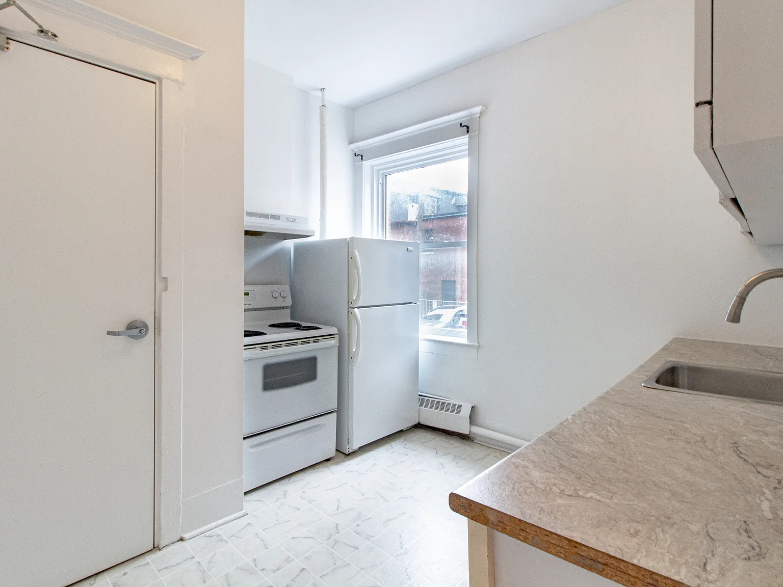 359 Elgin Street — Photo 3