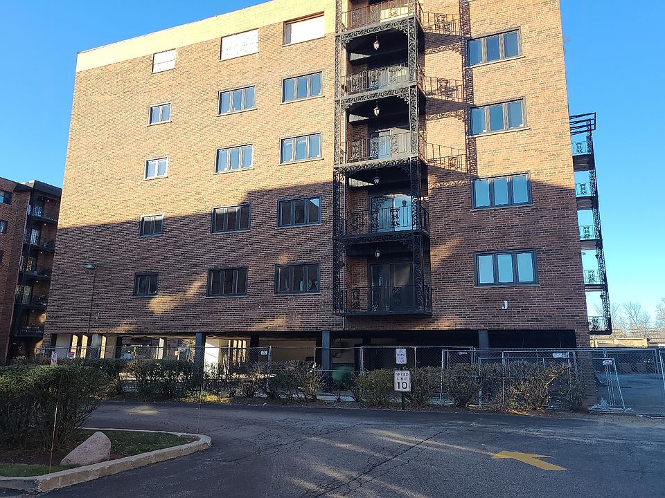 1st image of 9396 Landings Ln Unit 607