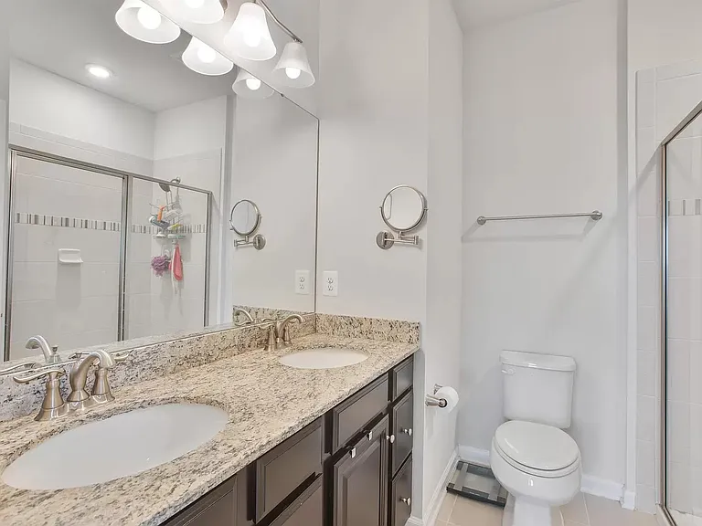 1117 Trenton Pl SE — Photo 19