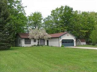 10461 Old 31 N, Charlevoix, MI 49720