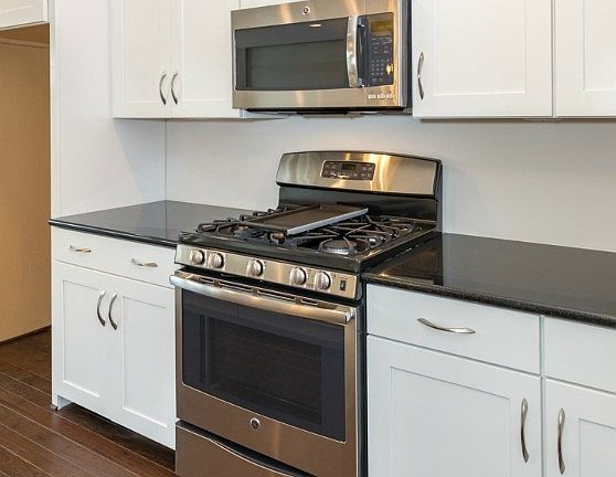 3rd image of 5415 Hickory Ann Dr #2C