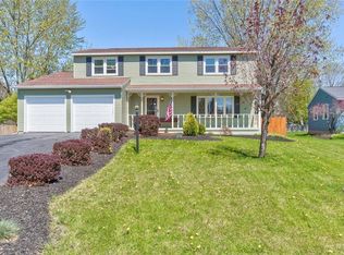 8109 Lobos Ln, Liverpool, NY 13090