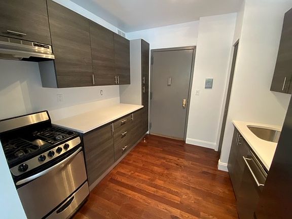 3rd image of 436 W Broadway #1