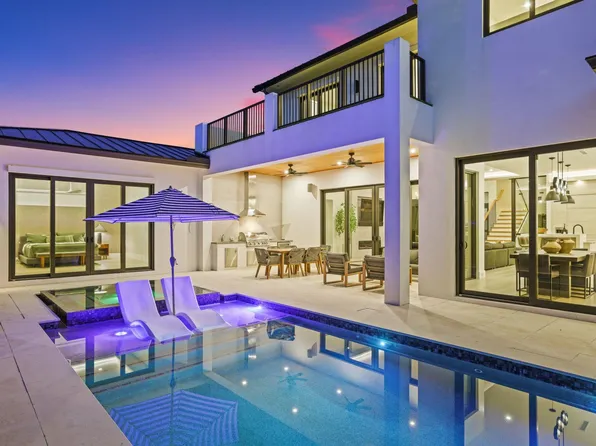 525 Whispering Pines Road, Boynton Beach, FL 33435