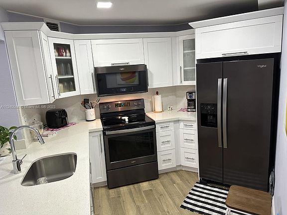 3rd image of 10241 NW 9th Street Cir APT 105-5