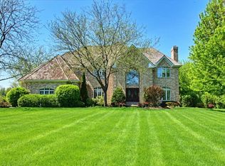 6208 Pine Tree Dr, Long Grove, IL 60047