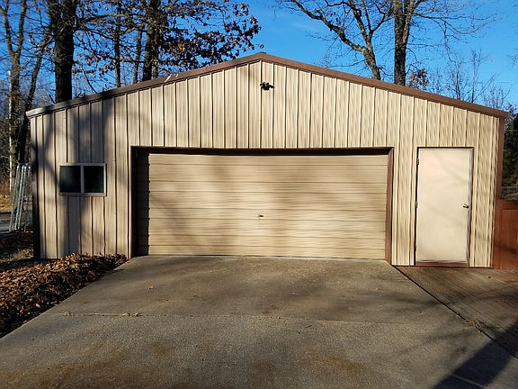 Detached Garage - Front View