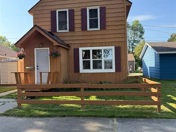 1510 9th St S, Virginia, MN 55792