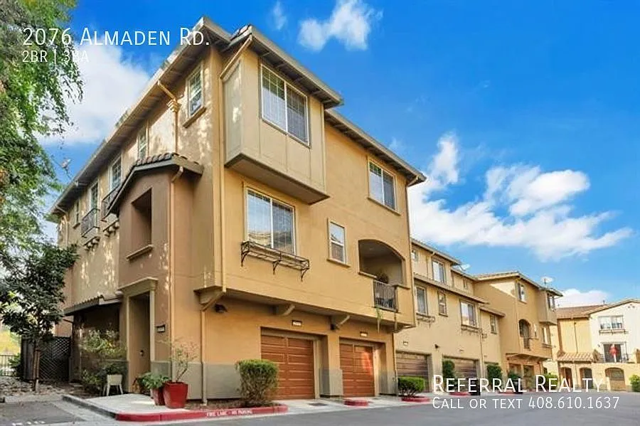 2076 Almaden Rd photo 1