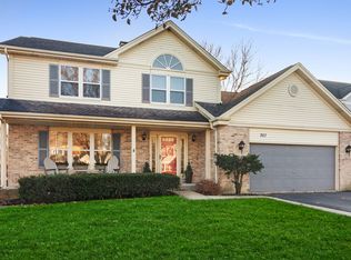 307 Haddon Cir, Vernon Hills, IL 60061