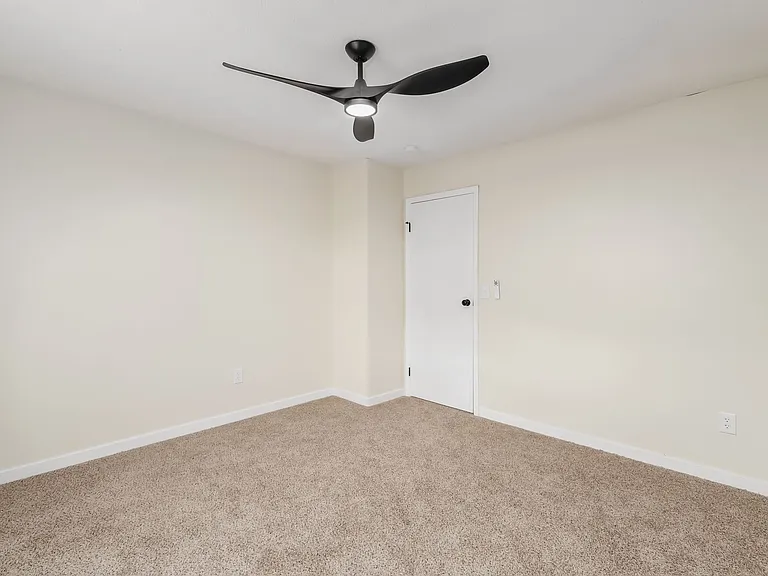 2740 Christine Blvd — Photo 23