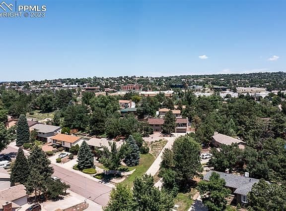 4th image of 4785 Brown Valley Ln