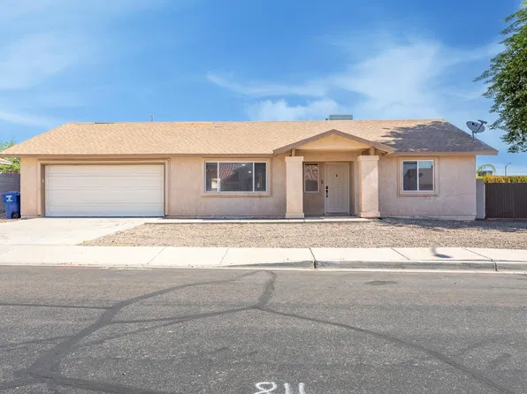 8678 E 25th St, Yuma, AZ 85365