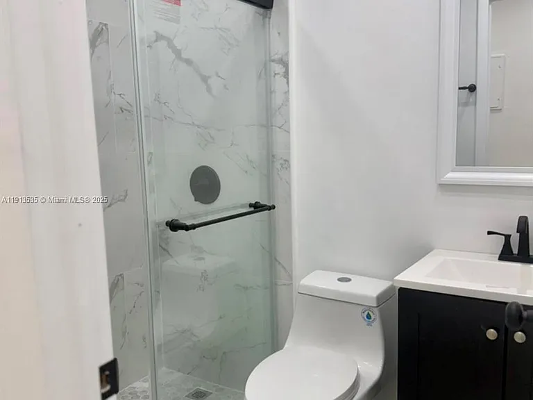 7535 NE 2nd Ct #1 — Photo 6