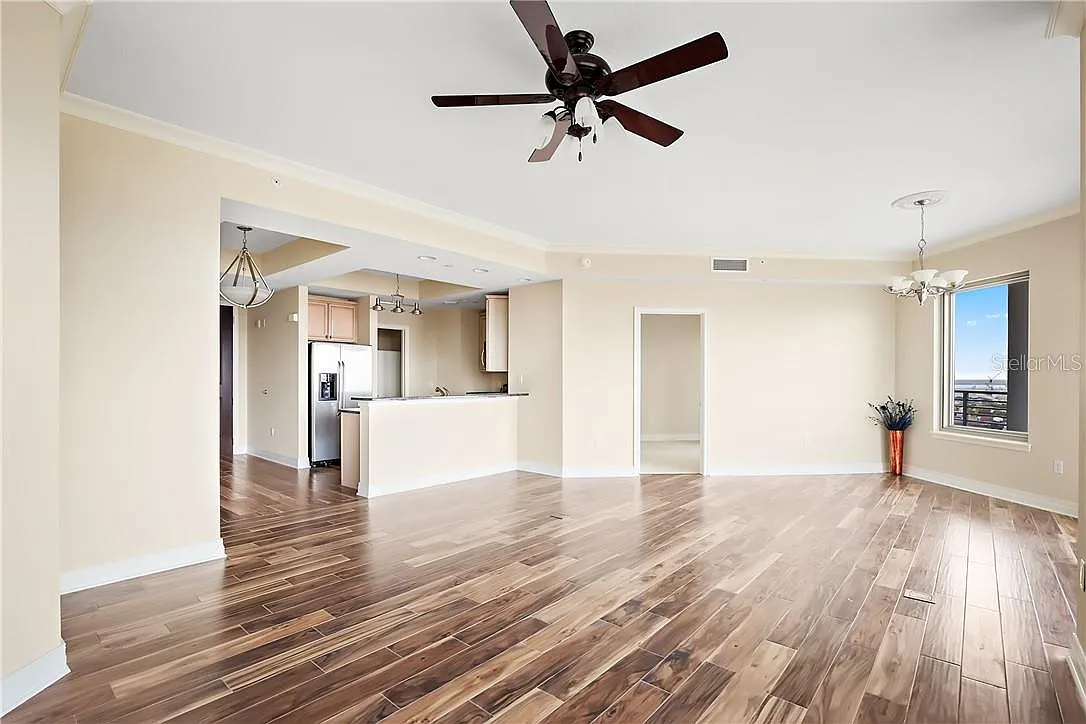3 bed, 1733 sqft, $5,500 — Photo 4
