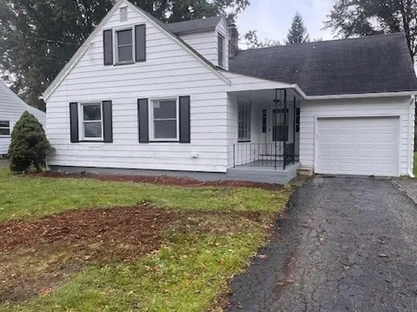 3290 Bears Den Rd, Youngstown, OH 44511