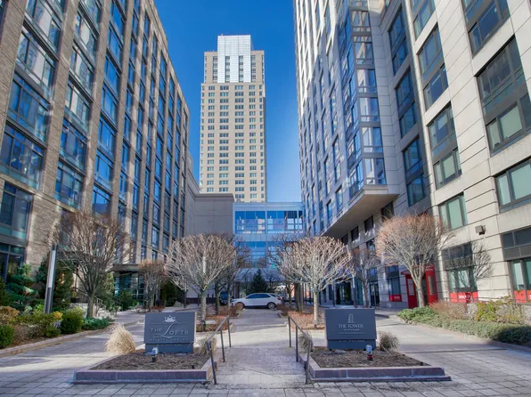 10 City Pl, White Plains, NY