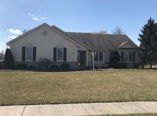 2143 Old Trail Dr, Northwood, OH 43619