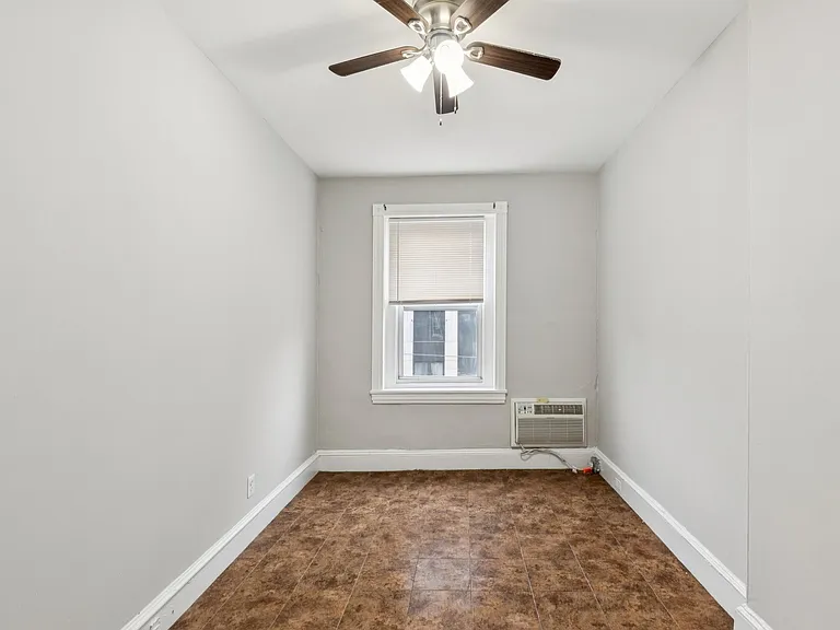 3431 Spring Garden St #1A — Photo 3