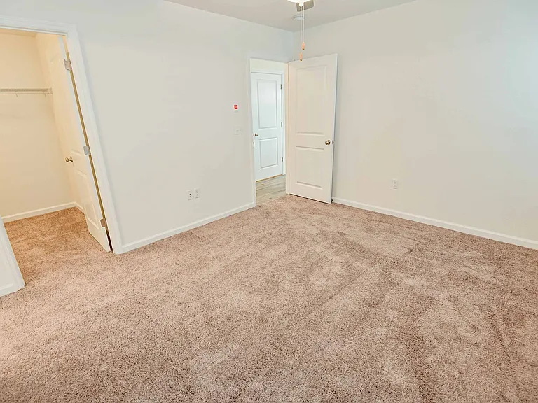 2828 Blue Blossom Trl — Photo 35