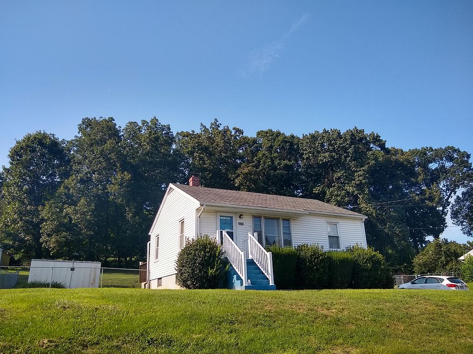 1st image of 3020 Richard Ave NE
