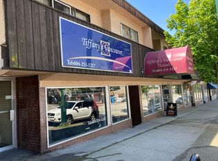3570 Hastings St E #211, Vancouver, BC V5K2A7