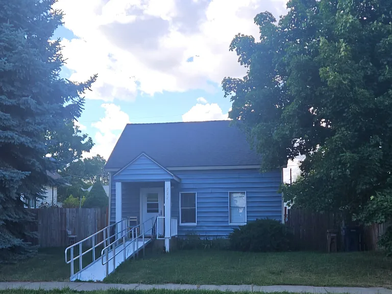 E Gordon Ave — Photo 1