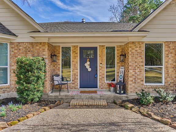 4th image of 8 Wind River Ct