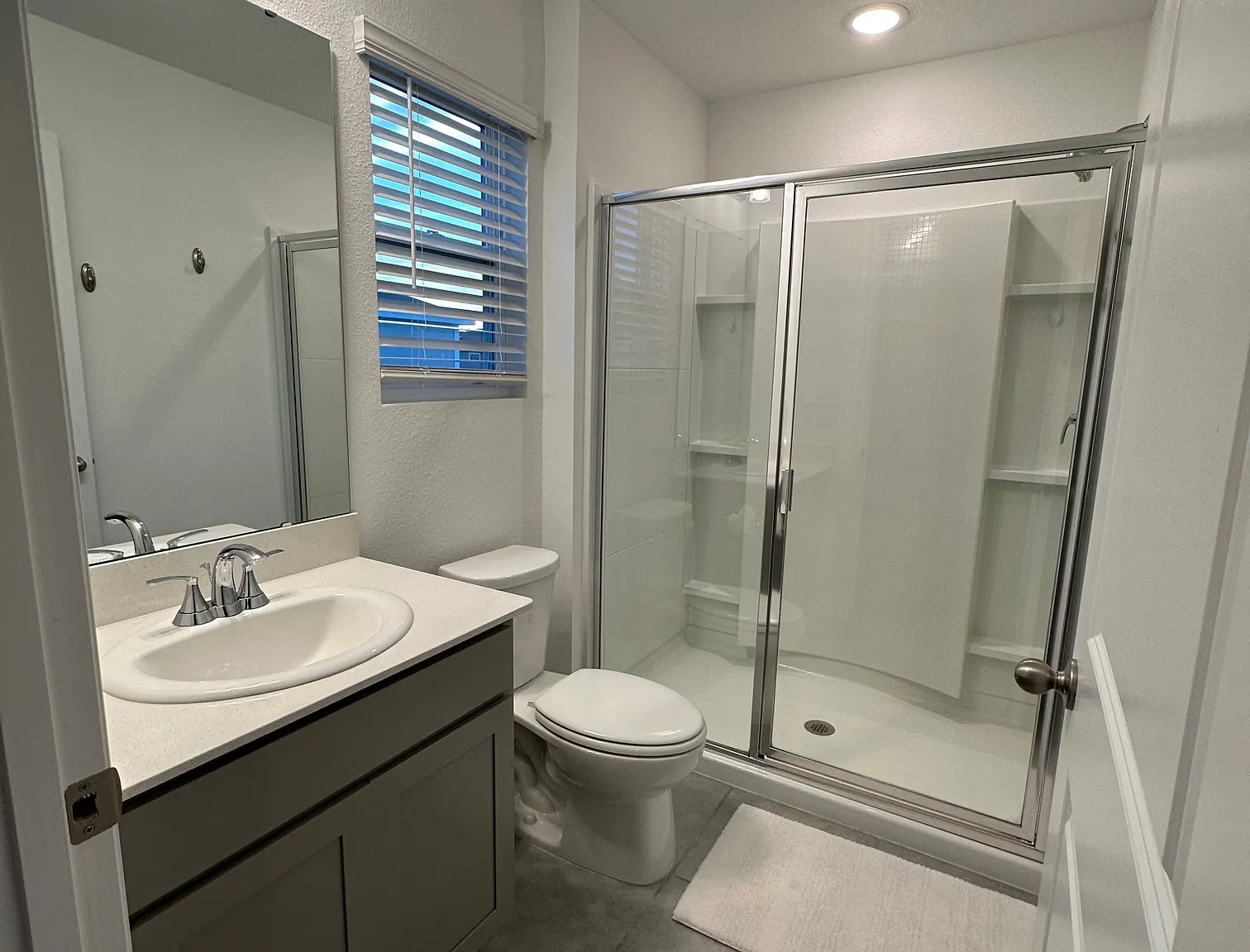 2 bed, 2.5 bath, 1276 sqft, $2,000 — Photo 4