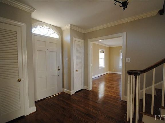 4th image of 1426 Robin Hood Pl