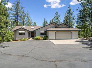 11335 Bridal Veil Dr, Groveland, CA 95321