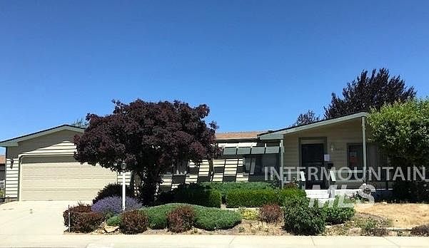 1st image of 8400 Willowcourt Dr