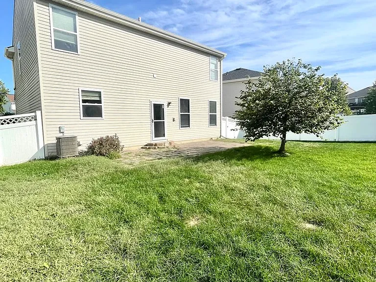 16510 Loop St — Photo 20