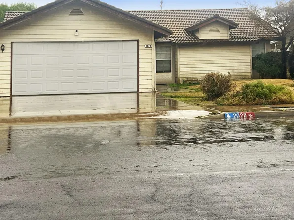 2028 Los Altos Ave, Clovis, CA 93611