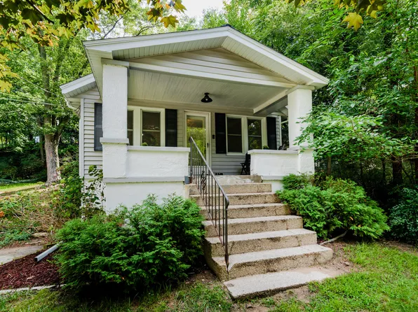 1054 Haines St NW, Grand Rapids, MI 49504