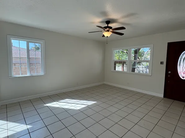 4434 W 167th St, Lawndale, CA 90260