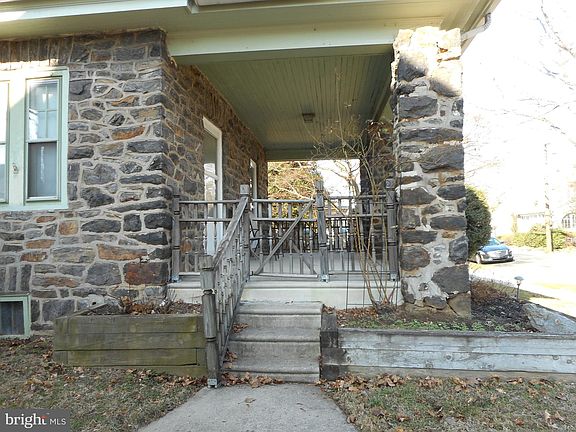 5th image of 446 Harper Ave