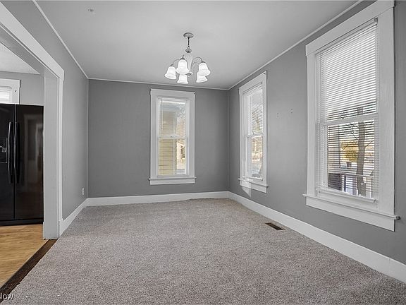 5th image of 1420 Home Ave